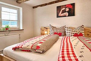 Schlafzimmer mit Doppelbett